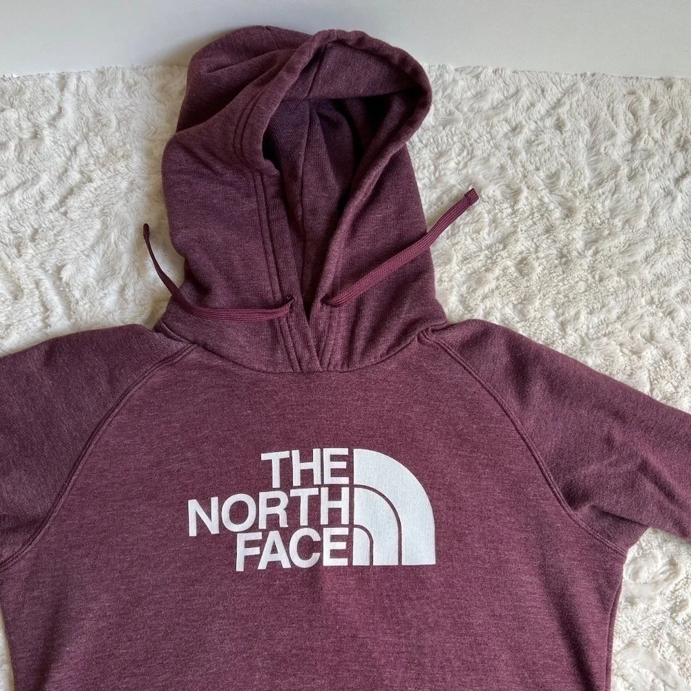 The North Face Half Dome Pullover Hoodie Size Small